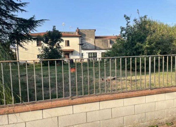 appartamento in vendita ad Arezzo in zona Rigutino