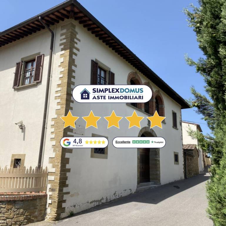 casa indipendente in vendita ad Arezzo in zona Centro Città