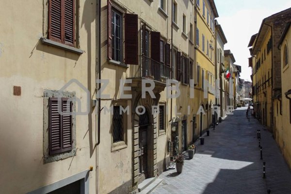 appartamento in vendita ad Arezzo in zona Centro Città