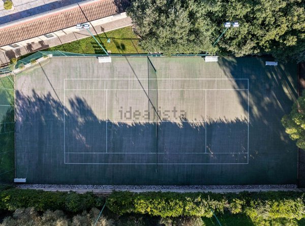 casa indipendente in vendita ad Arezzo in zona Agazzi