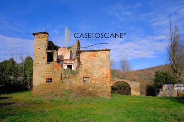 casa indipendente in vendita ad Arezzo in zona San Zeno