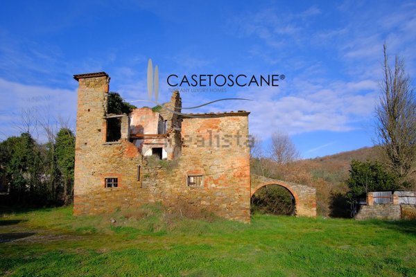 casale in vendita ad Arezzo in zona Olmo