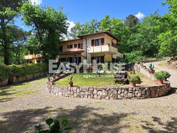 casa indipendente in vendita ad Arezzo in zona Ponte Buriano-Cincelli