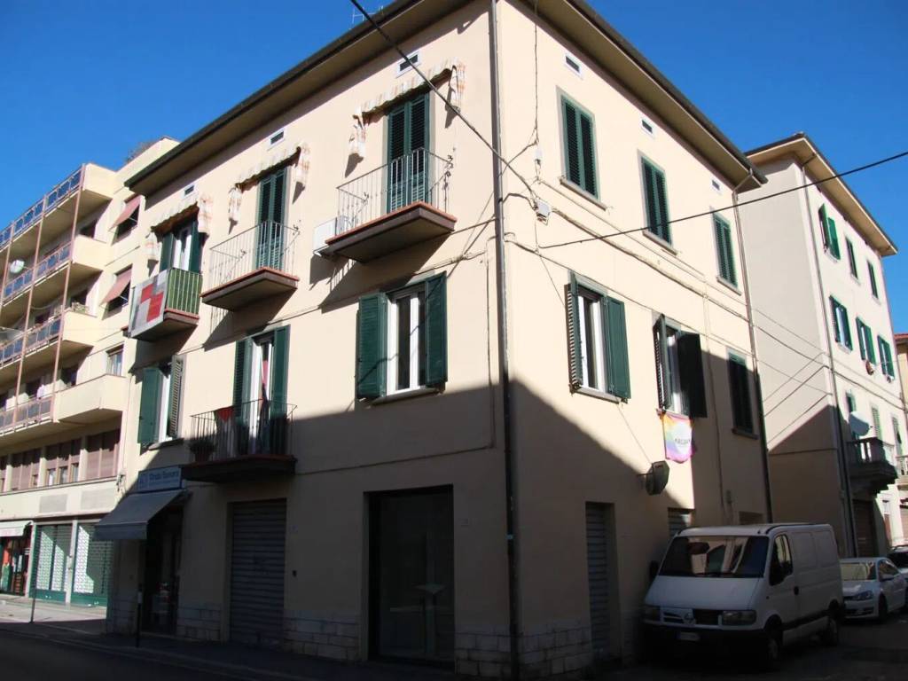 ufficio in vendita ad Arezzo in zona Vittorio Veneto