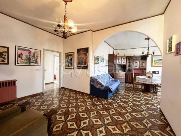 appartamento in vendita ad Arezzo in zona Pratantico-Indicatore