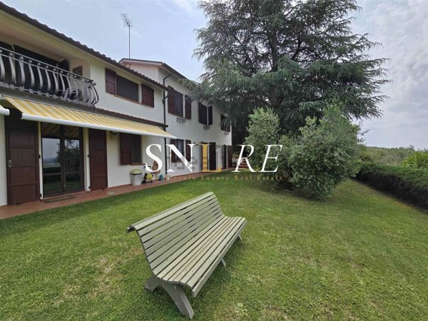 casa indipendente in vendita ad Arezzo