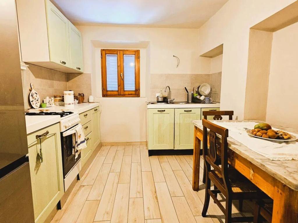 casa indipendente in vendita ad Arezzo in zona Centro Città
