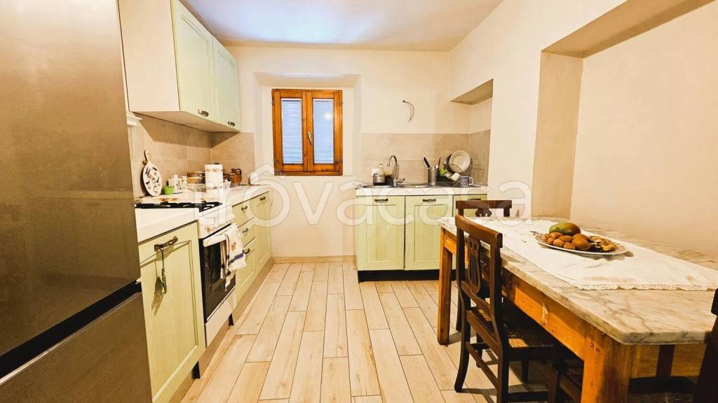casa indipendente in vendita ad Arezzo in zona Centro Città