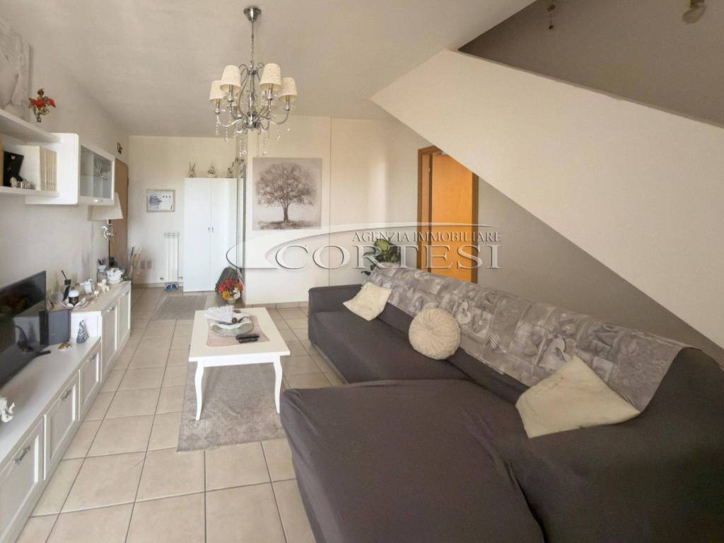 appartamento in vendita ad Arezzo in zona Pratantico-Indicatore