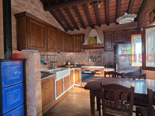 appartamento in vendita ad Arezzo in zona Santa Firmina