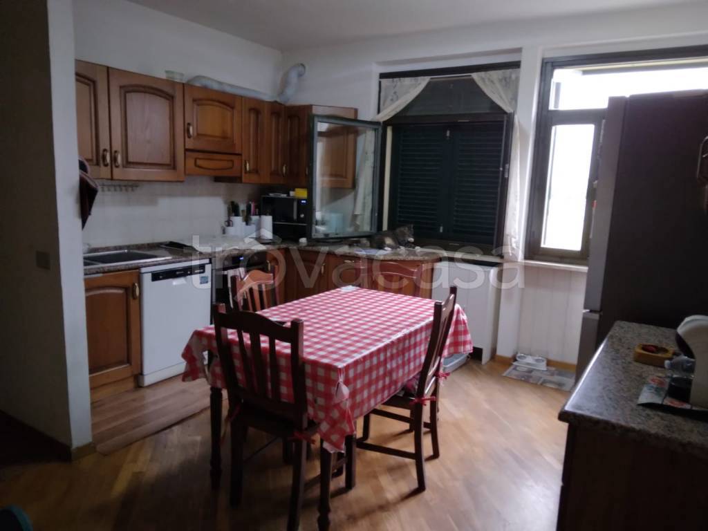 appartamento in vendita ad Arezzo in zona Quarata