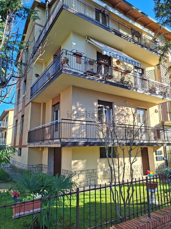 casa indipendente in vendita ad Arezzo