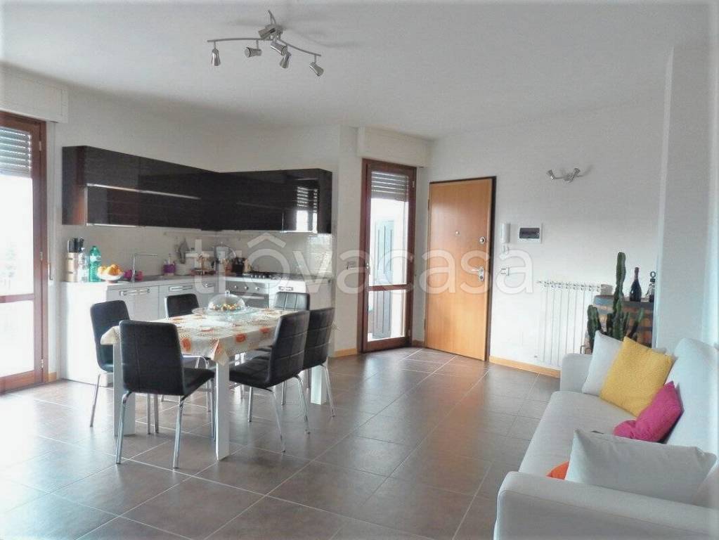 appartamento in vendita ad Arezzo in zona Pescaiola