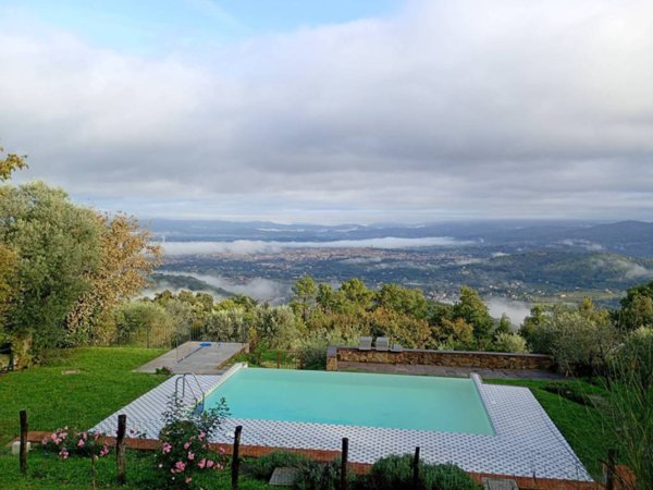 casa indipendente in vendita ad Arezzo in zona Agazzi