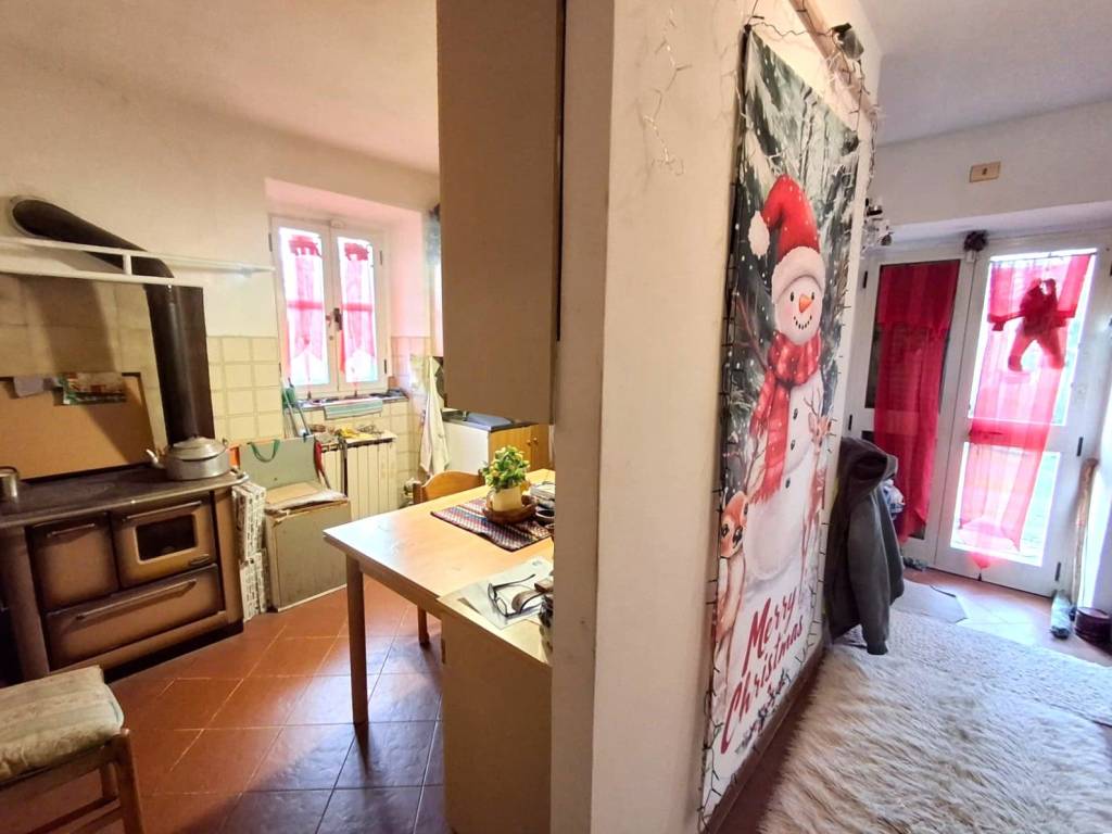 casa indipendente in vendita ad Arezzo in zona Fiorentina