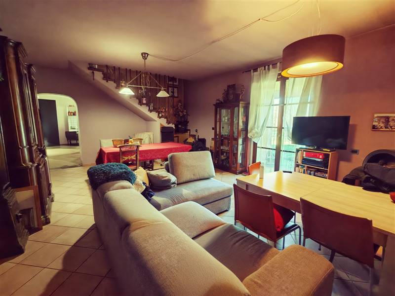 appartamento in vendita ad Arezzo in zona Agazzi