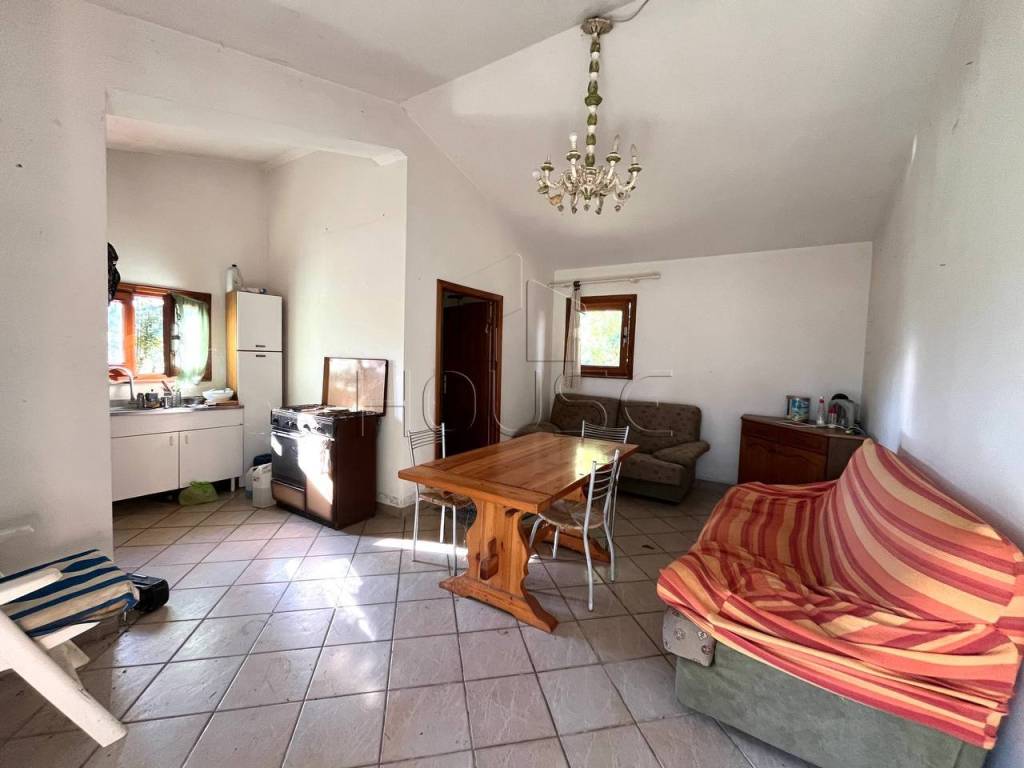 appartamento in vendita ad Arezzo in zona Chiassa-Tregozzano