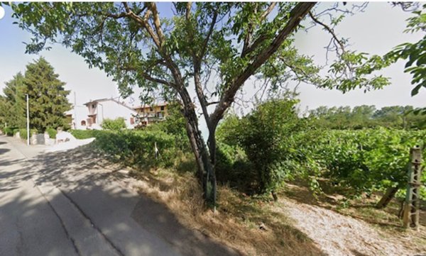 casa indipendente in vendita ad Arezzo in zona Ceciliano