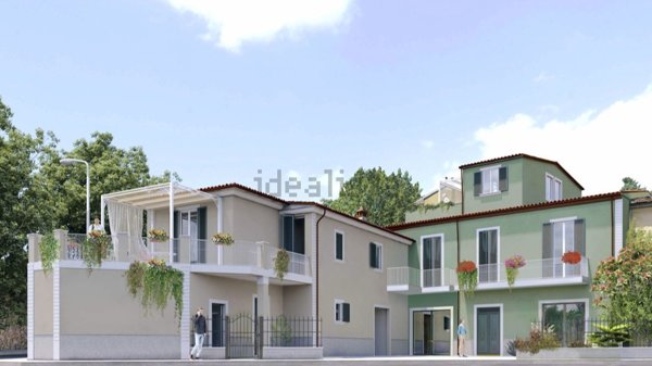 casa indipendente in vendita ad Arezzo in zona Centro Città