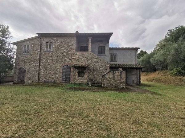 casale in vendita ad Arezzo