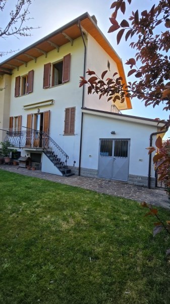 casa indipendente in vendita ad Arezzo