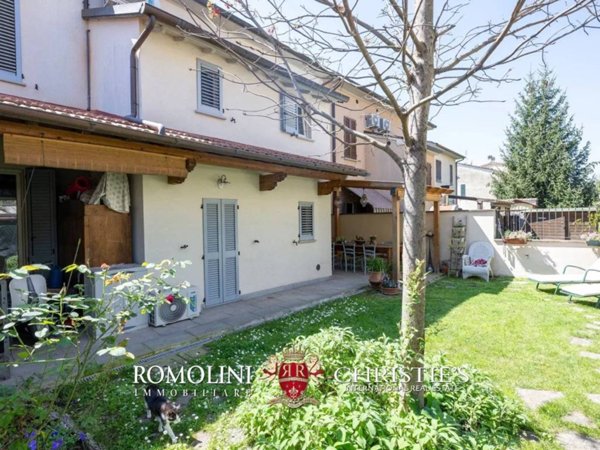 casa indipendente in vendita ad Arezzo in zona Centro Città