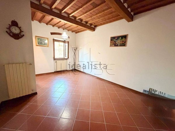 casa indipendente in vendita ad Arezzo in zona Campoluci
