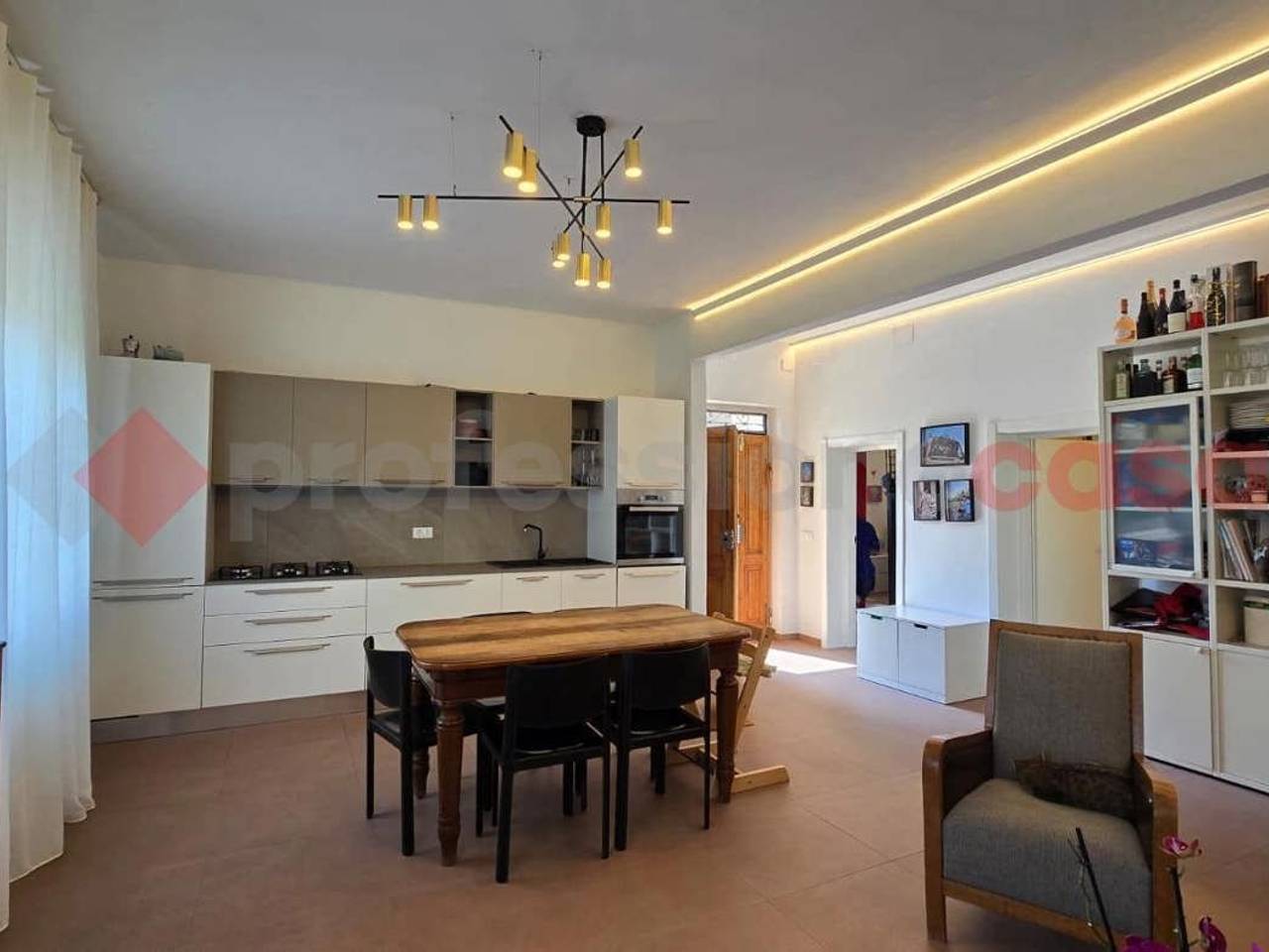 appartamento in vendita ad Arezzo in zona Pratantico-Indicatore