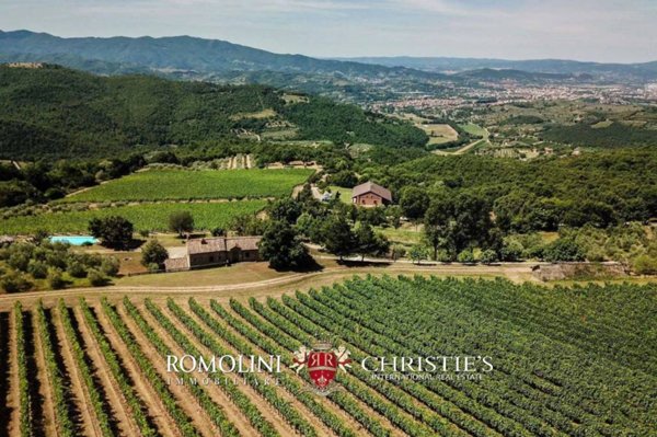 villa in vendita ad Arezzo in zona Centro Città