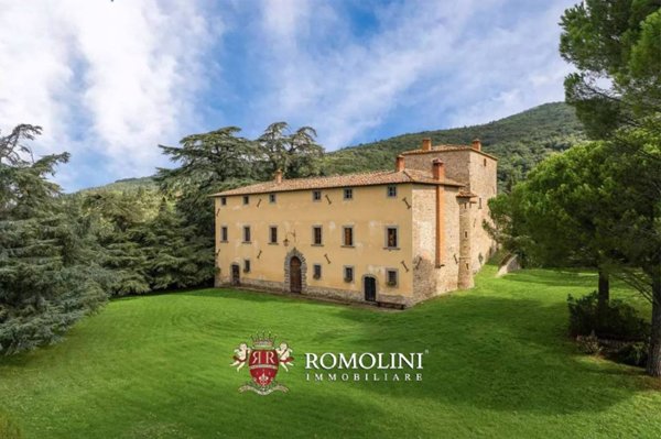 villa in vendita ad Arezzo in zona Centro Città