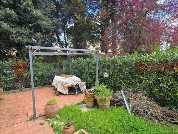 appartamento in vendita ad Arezzo in zona Pratantico-Indicatore