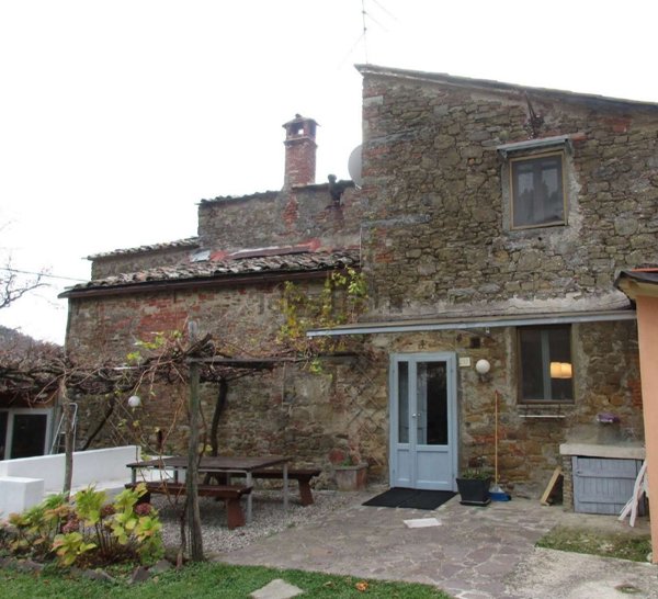 appartamento in vendita ad Arezzo in zona Vitiano