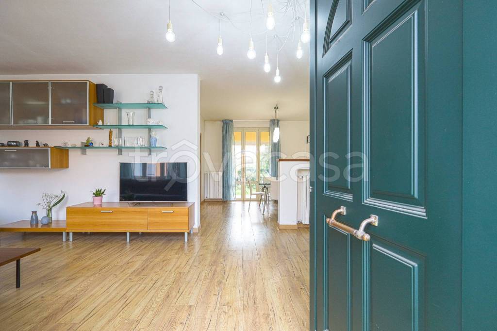 casa indipendente in vendita ad Arezzo