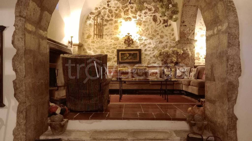 casa indipendente in vendita ad Arezzo in zona Centro Città