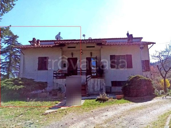 casa indipendente in vendita ad Arezzo in zona Palazzo del Pero