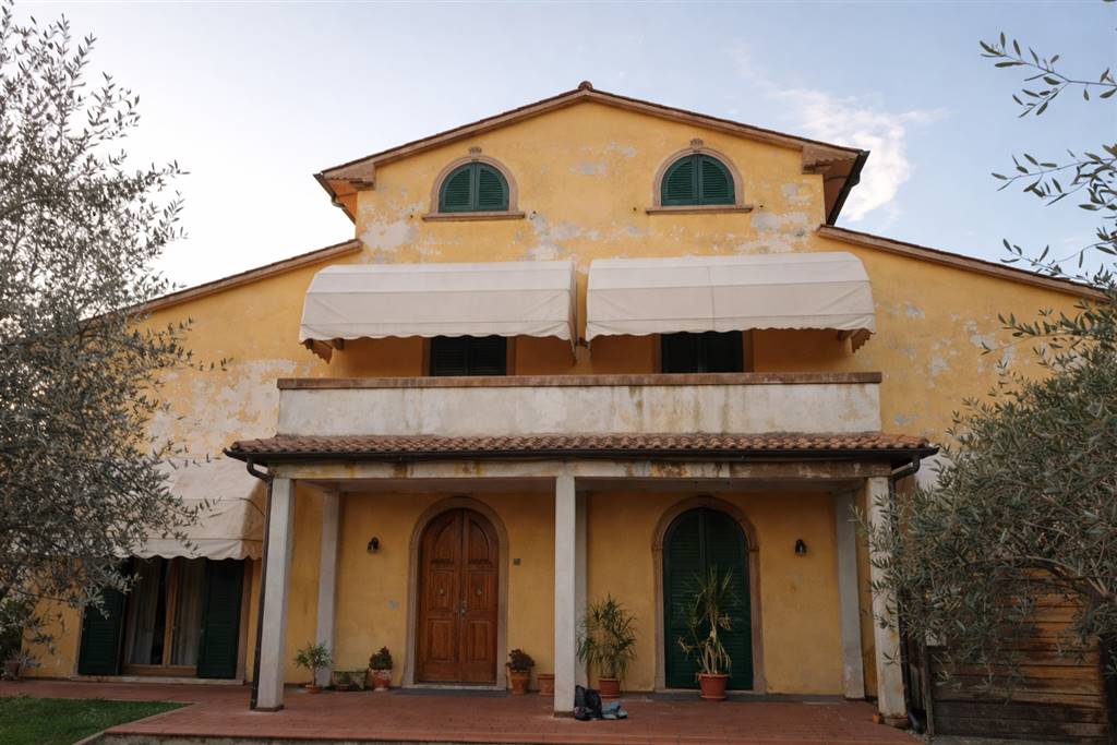 casa indipendente in vendita ad Arezzo in zona Rigutino