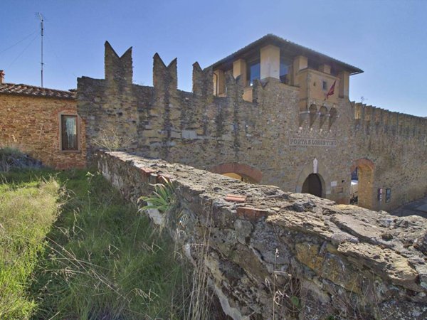 casa indipendente in vendita ad Arezzo