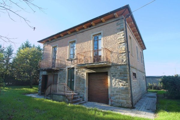 casa indipendente in vendita ad Arezzo in zona Olmo