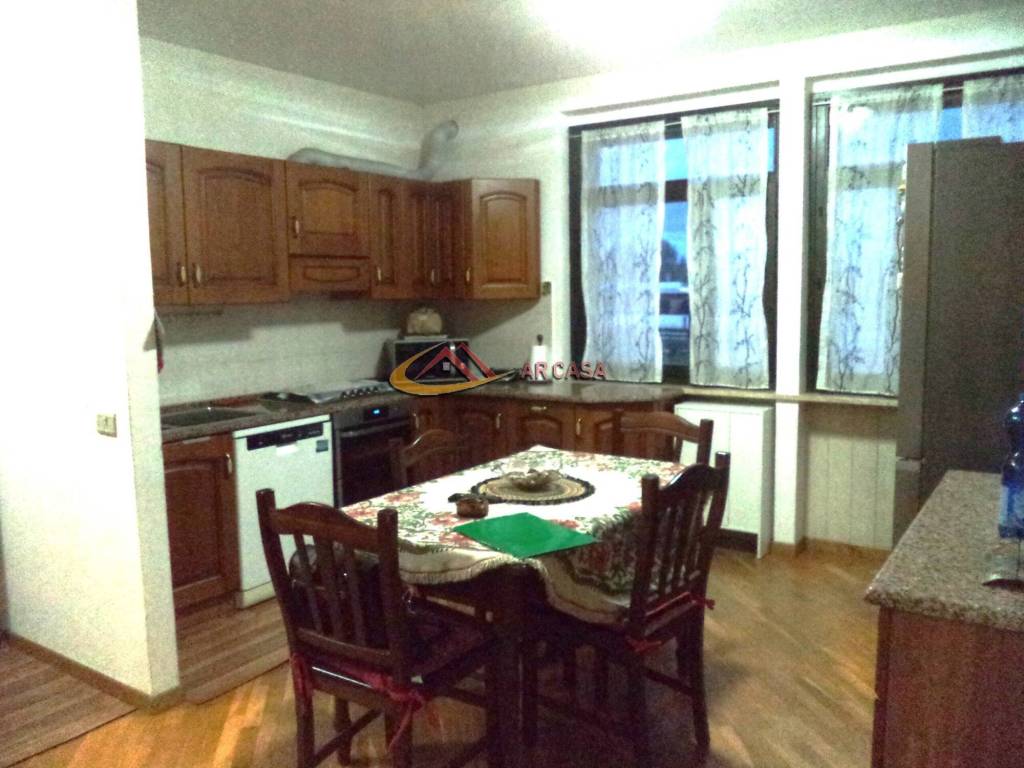 appartamento in vendita ad Arezzo in zona Quarata