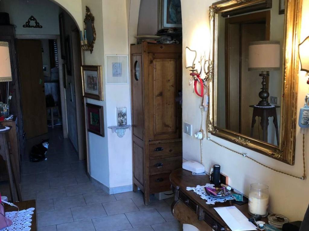 casa indipendente in vendita ad Arezzo in zona Pratantico-Indicatore
