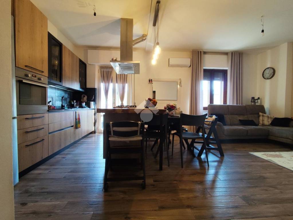 appartamento in vendita ad Arezzo in zona Rigutino