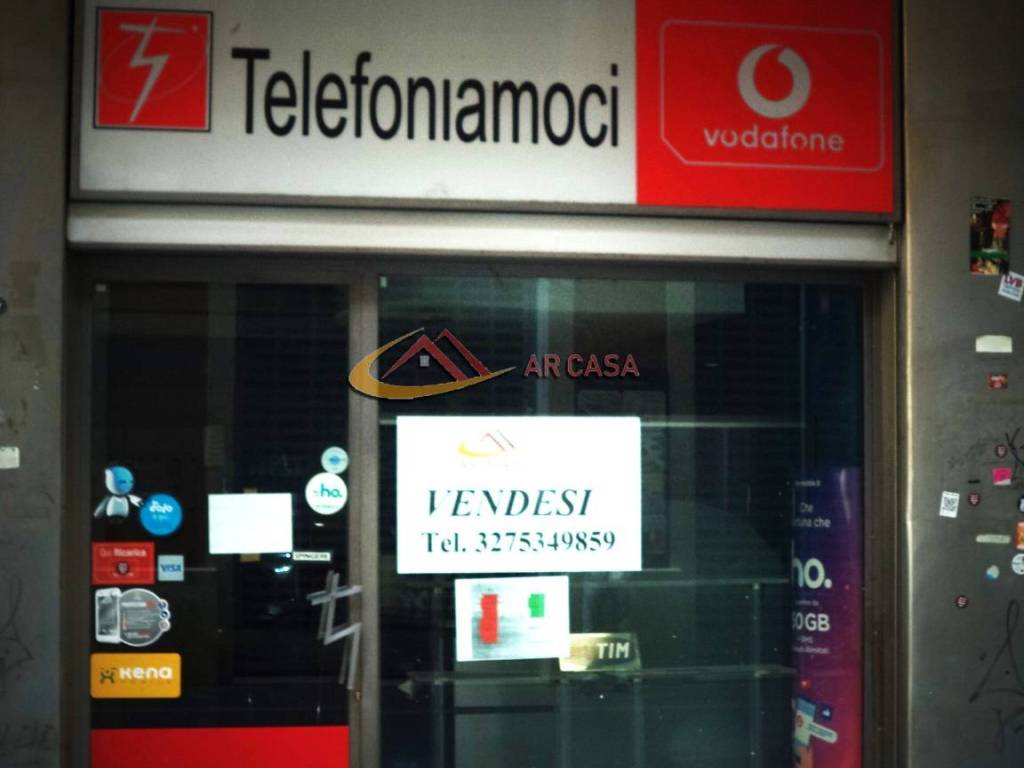 negozio in vendita ad Arezzo in zona Centro Città