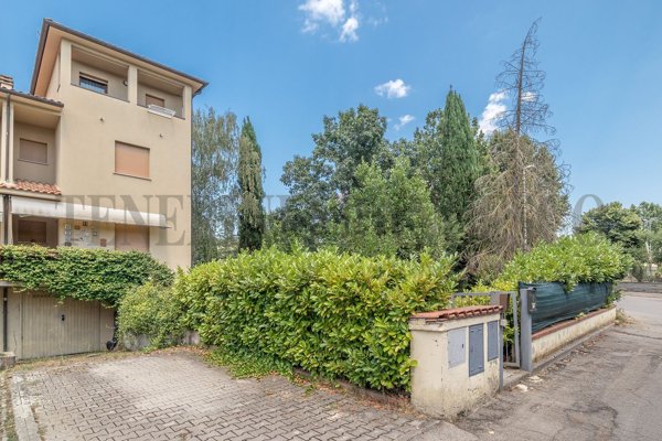 casa indipendente in vendita ad Arezzo in zona Ponte Buriano-Cincelli