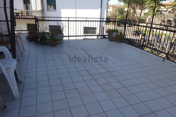 appartamento in vendita ad Arezzo in zona Pratantico-Indicatore