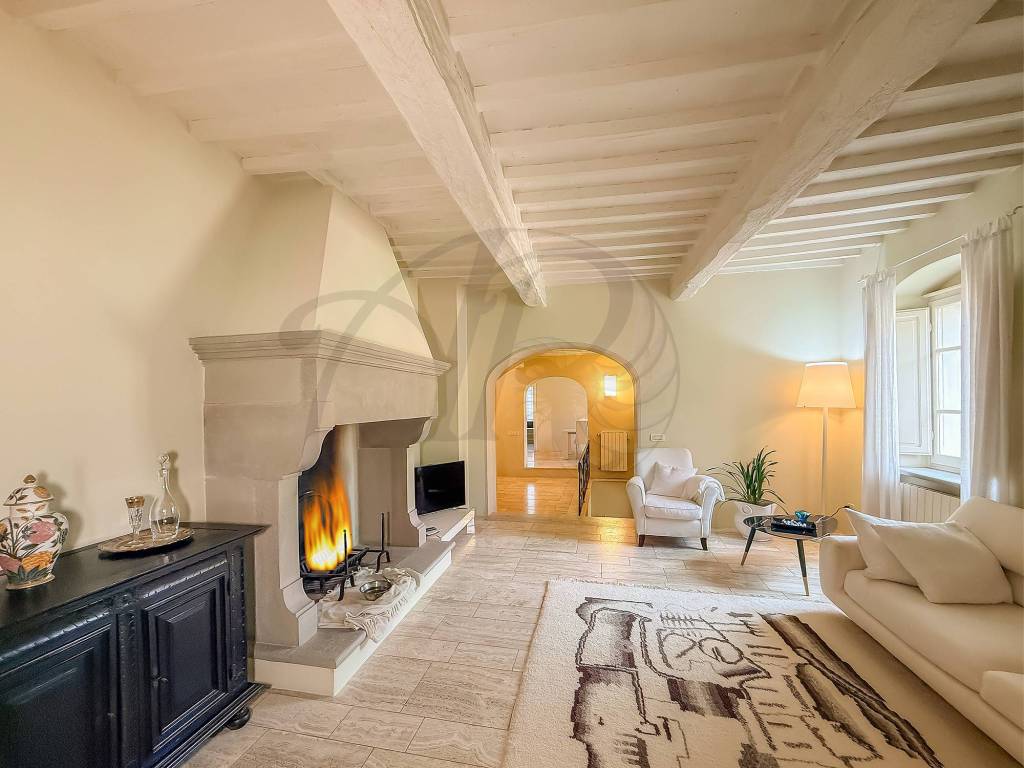 casa indipendente in vendita ad Arezzo in zona Quarata