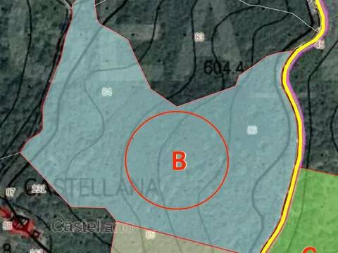 terreno agricolo in vendita ad Arezzo in zona Antria
