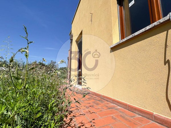 casa indipendente in vendita ad Arezzo