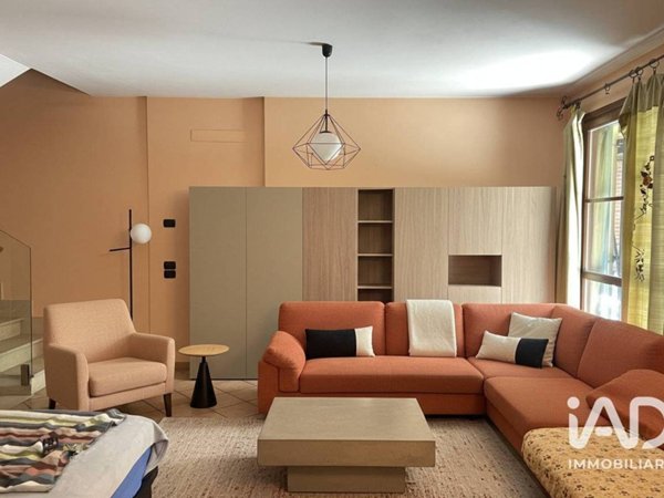 casa indipendente in vendita ad Arezzo in zona Centro Città