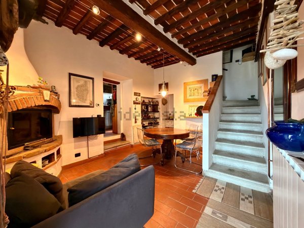 appartamento in vendita ad Arezzo in zona Bagnoro