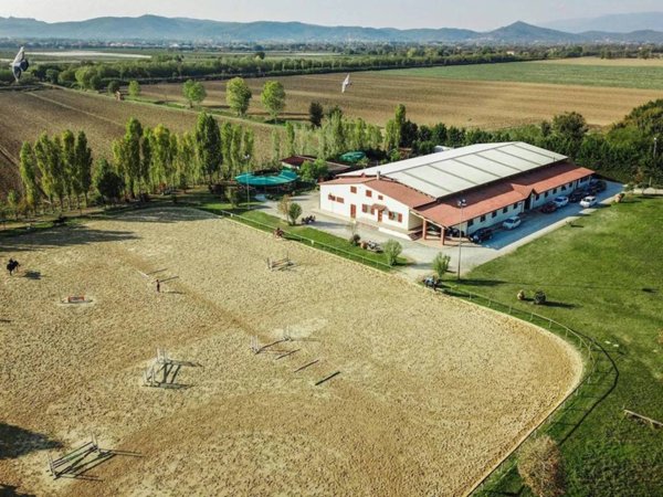 casa indipendente in vendita ad Arezzo